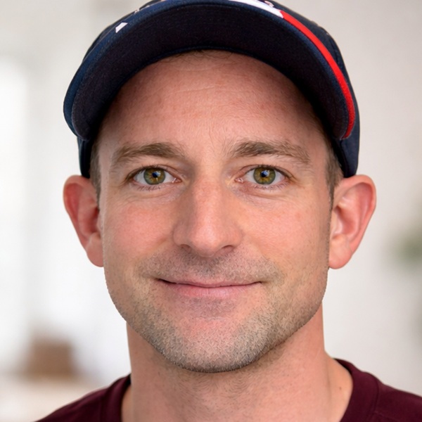 Headshot of Cameron Bard